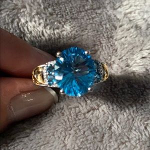 Incredible! 925 7.8 ct weight Swiss blue topaz